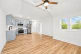 1595 Court Ave - Photo 10