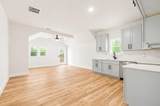 1595 Court Ave - Photo 4