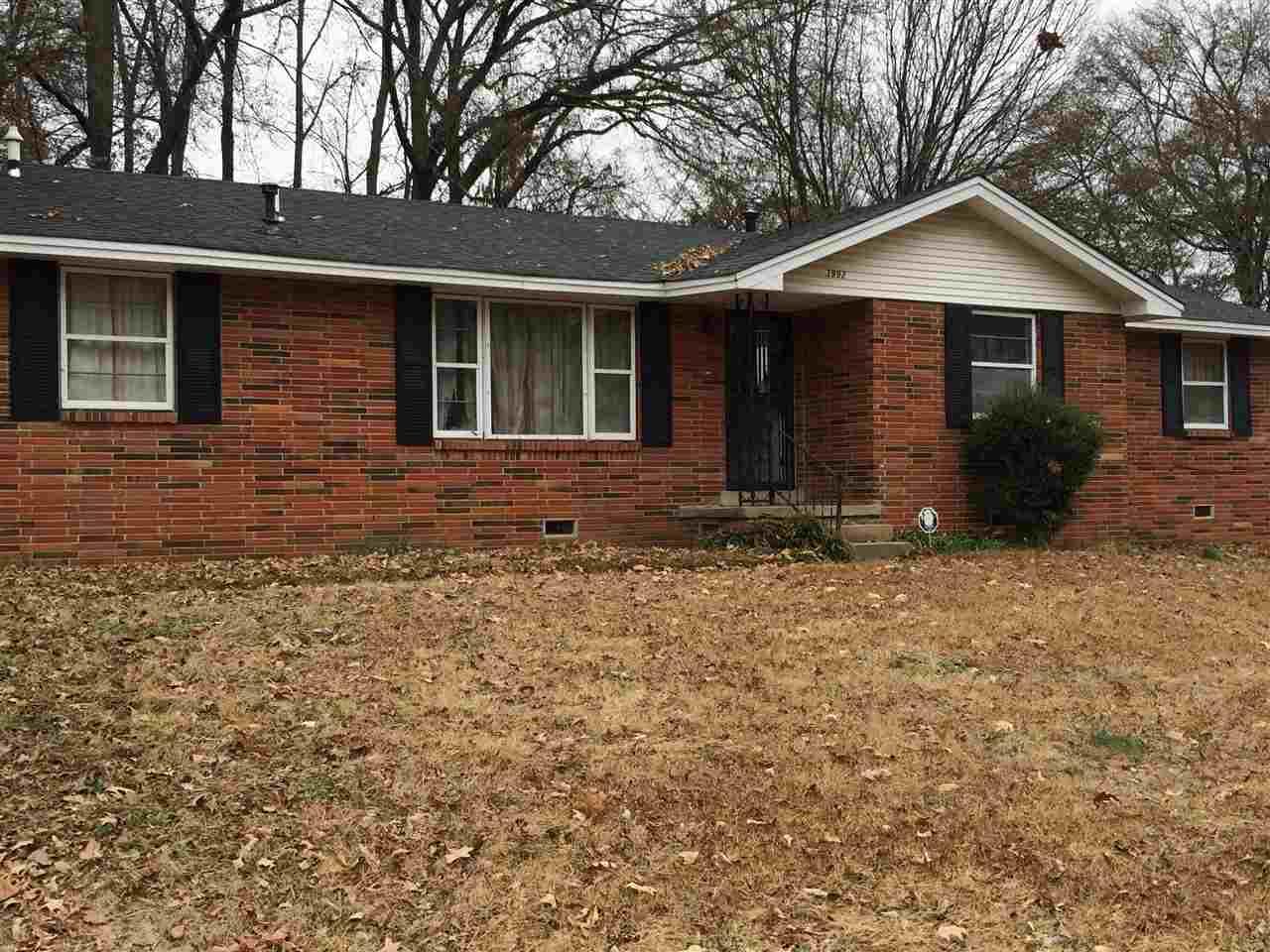 3992 Plymouth Ave - Photo 1