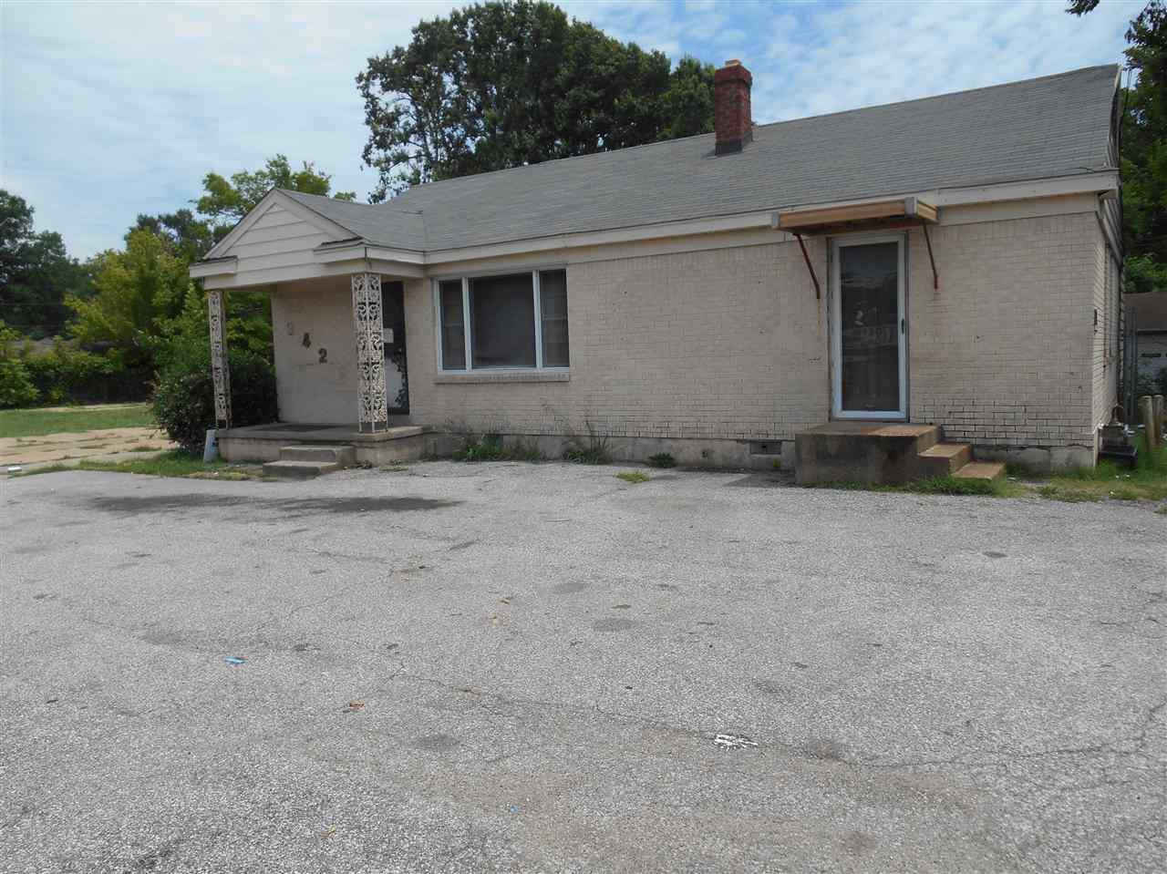 3420 Watkins St - Photo 1