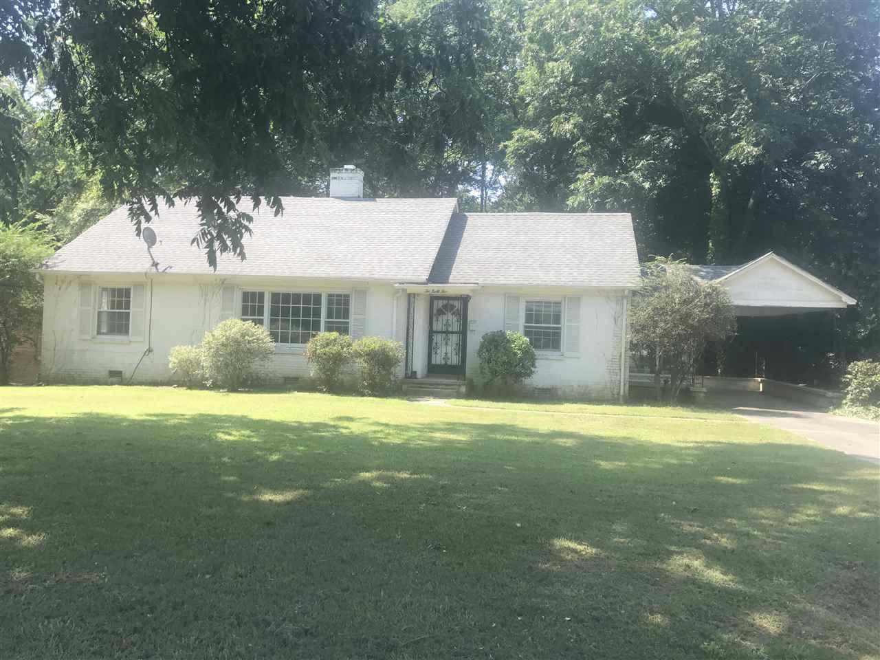 245 Bills St - Photo 1