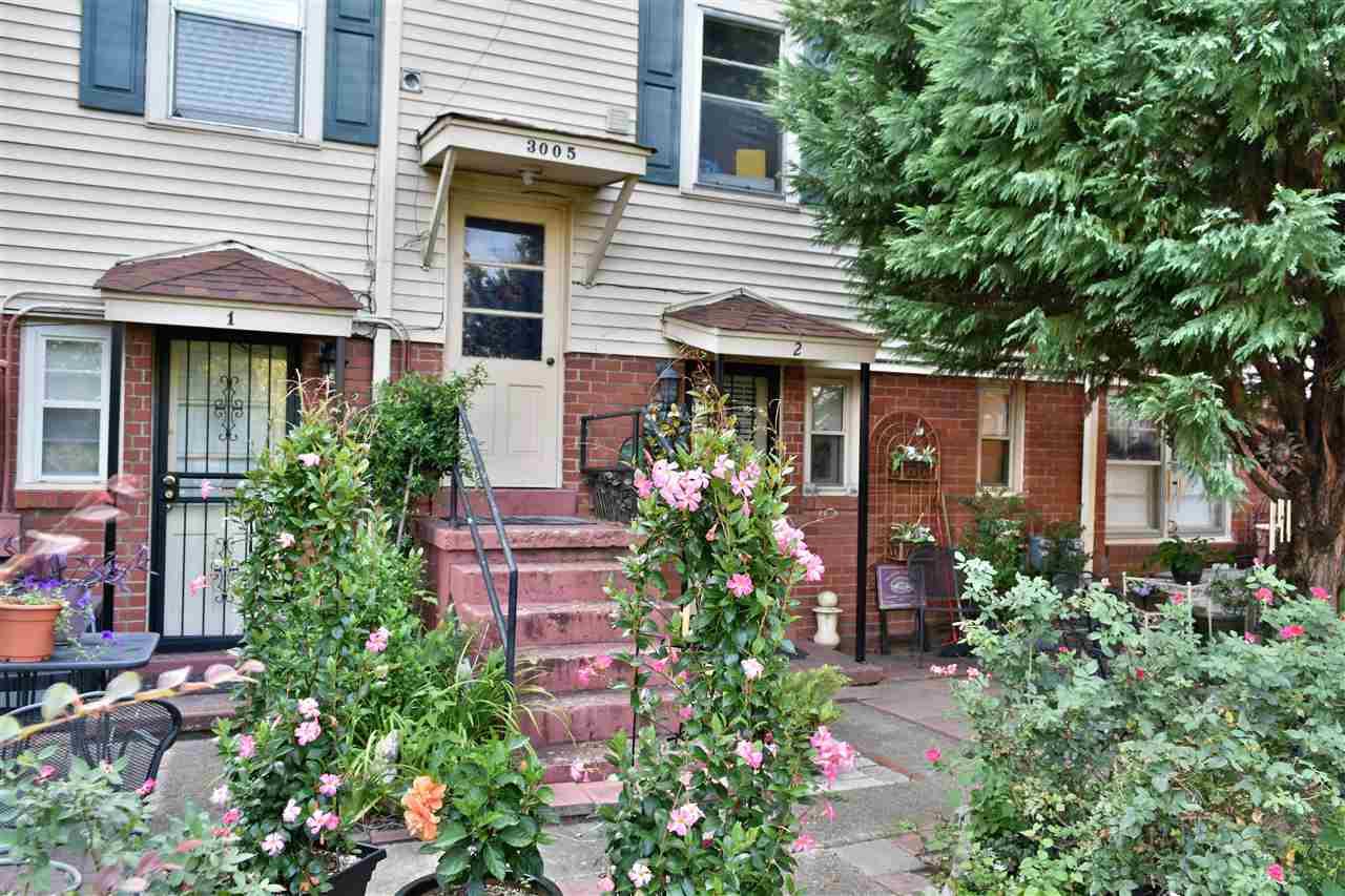 3005 Walnut Grove Rd - Photo 1
