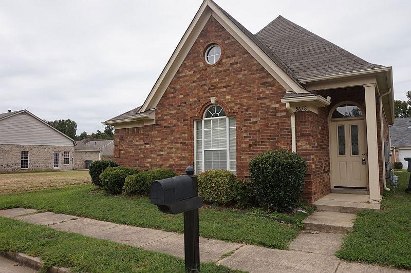 5678 Sycamore Woods Dr - Photo 1