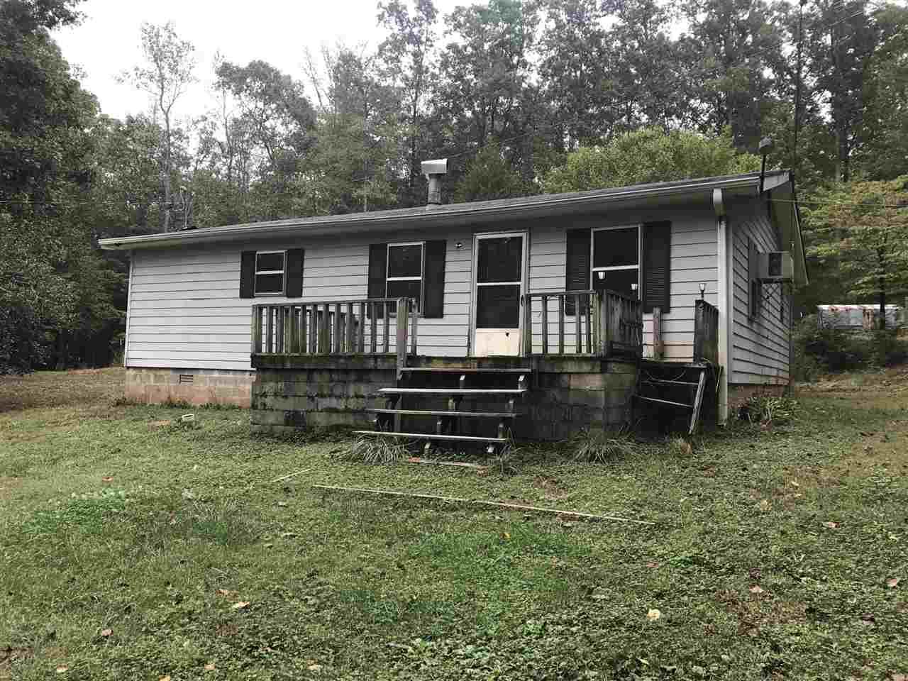 80 Joanne Loop - Photo 1