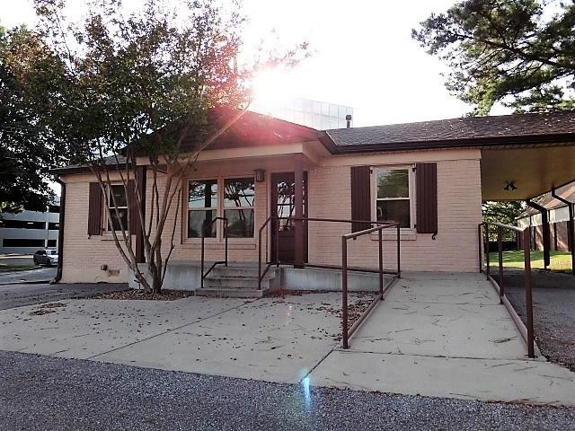 1055 Brookfield Rd - Photo 1