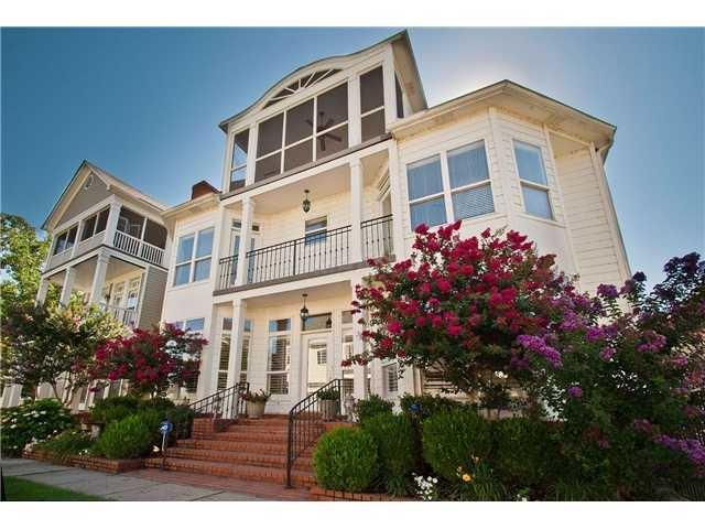 1008 Island Park Dr - Photo 1