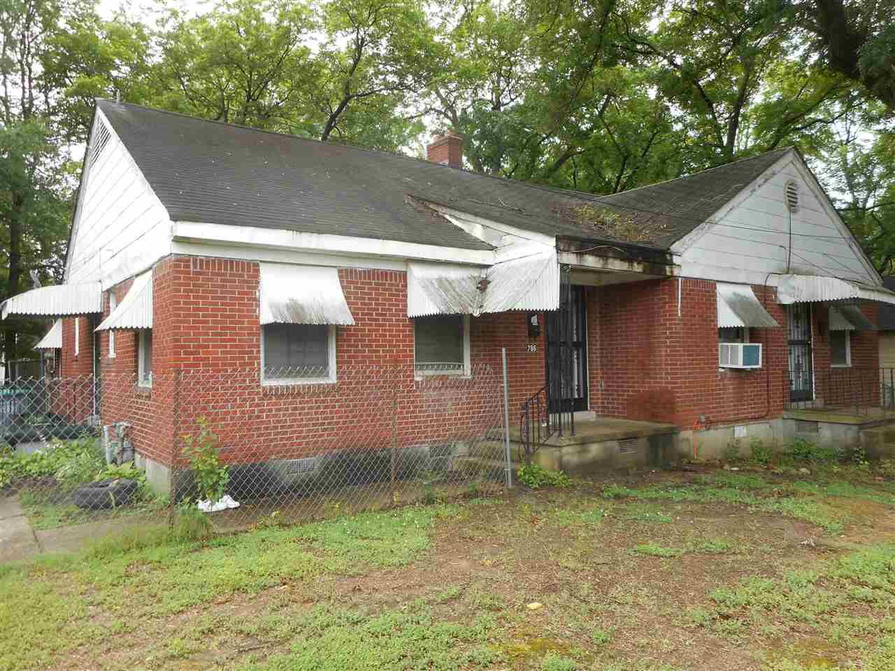 786 Pope St - Photo 1