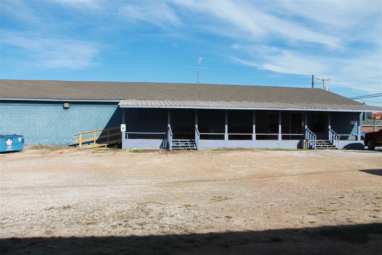 731 Main St - Photo 1