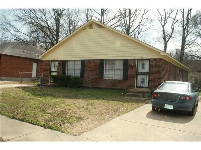 641 Mcwhirter Ave - Photo 1