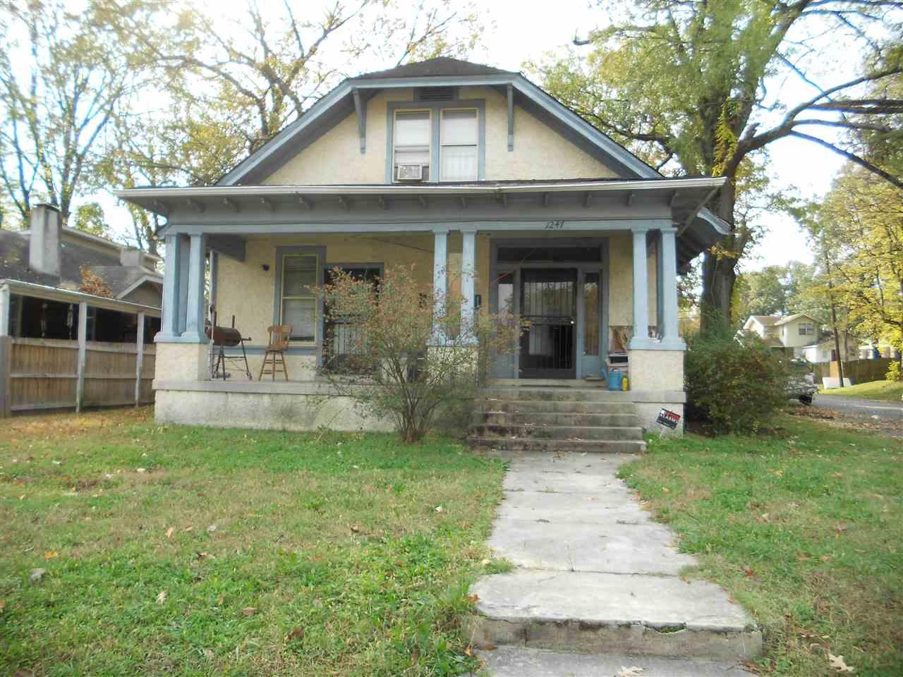 1247 Tutwiler Ave - Photo 1