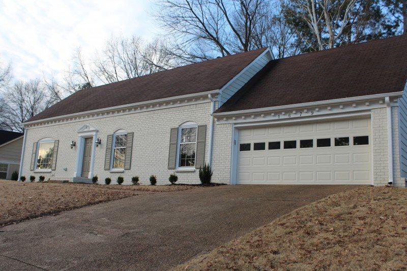 1679 Brierbrook Rd - Photo 1