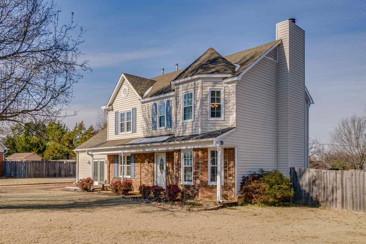 708 Lawncrest Cv - Photo 1