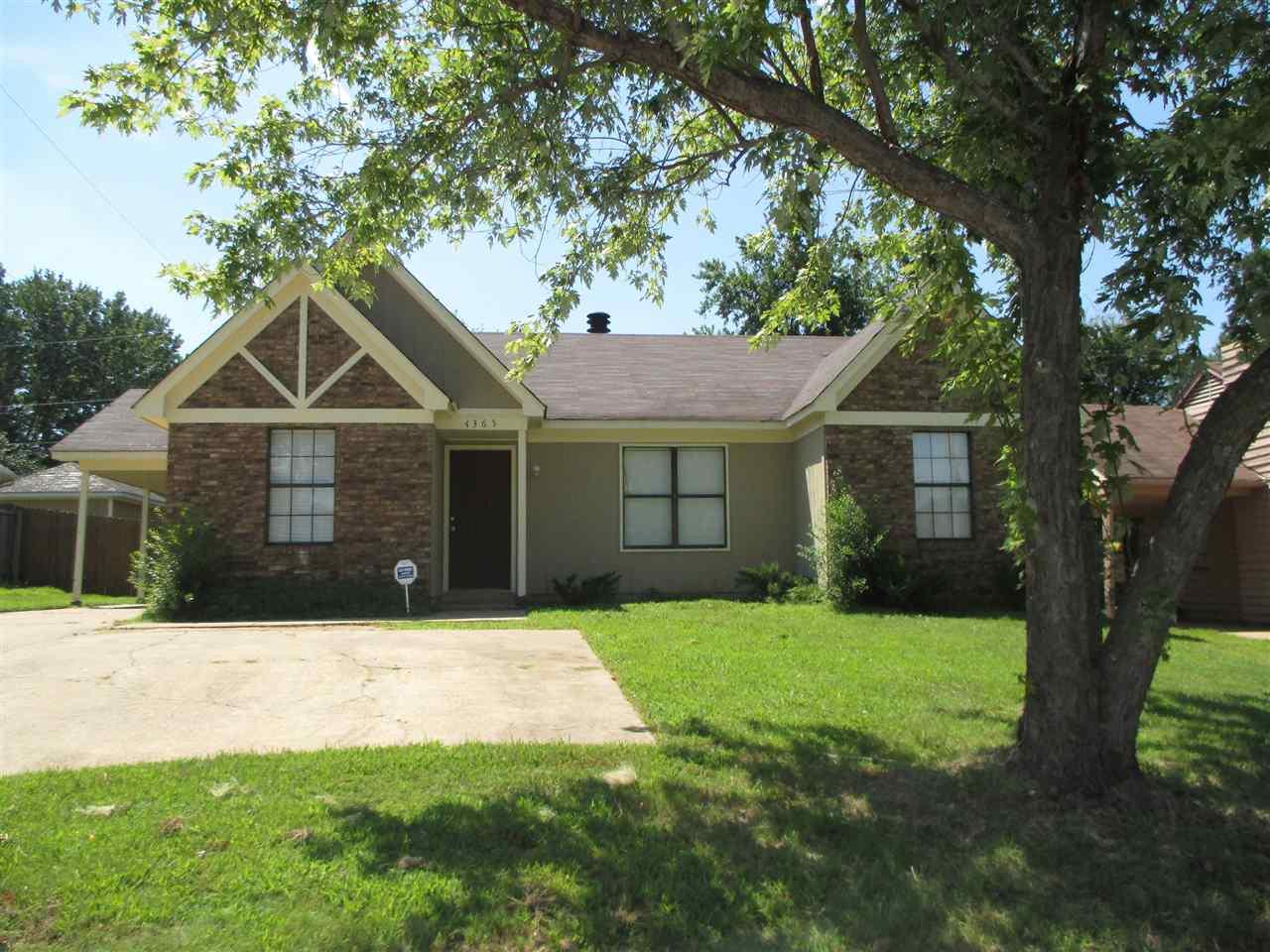 4365 Ross Rd - Photo 1