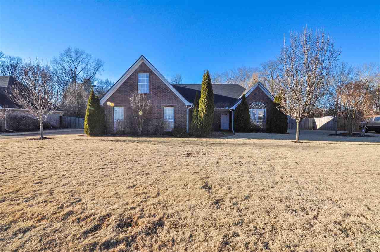 80 Cameron Dr - Photo 1