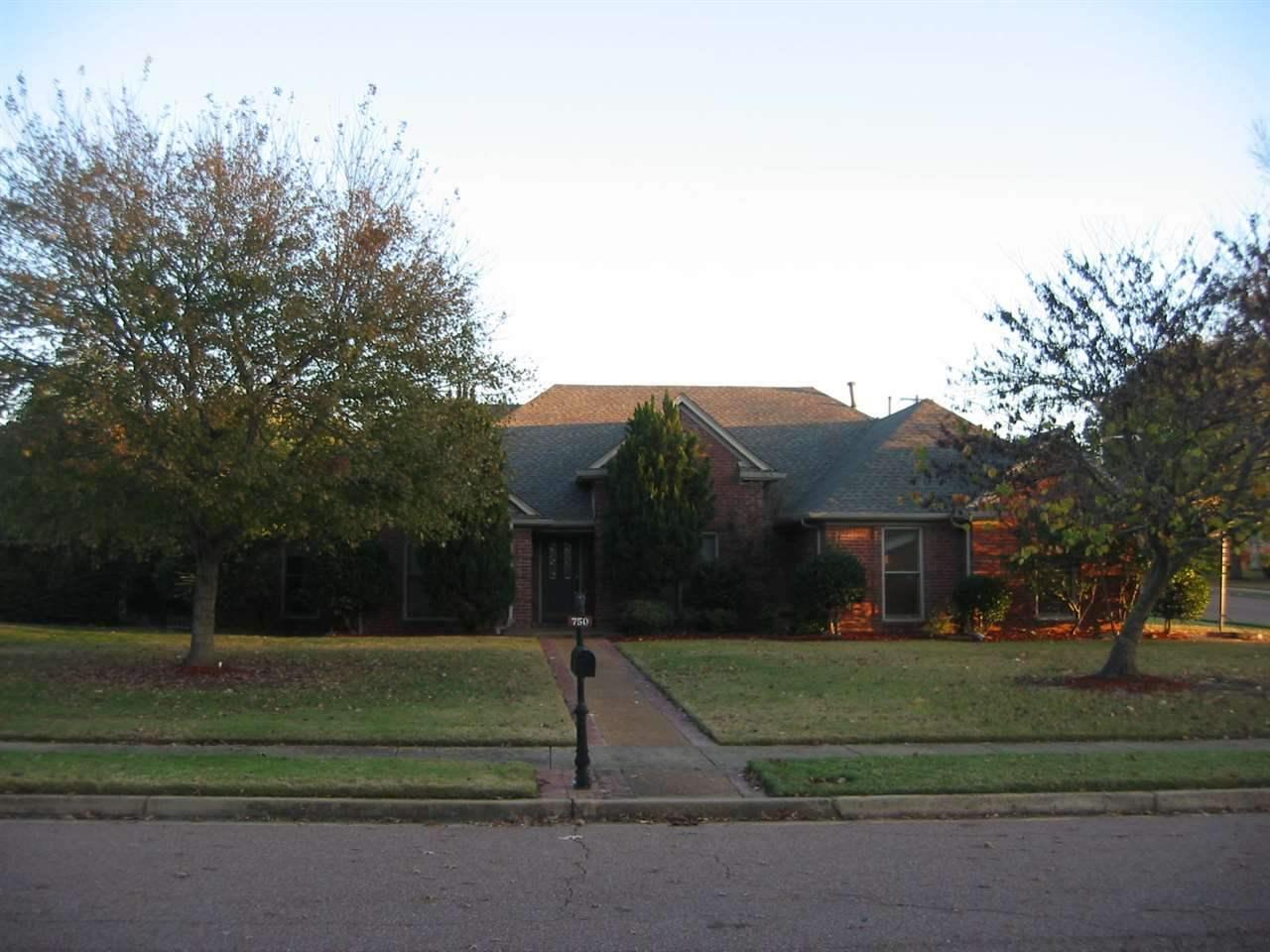 750 Landing Party Ln - Photo 1