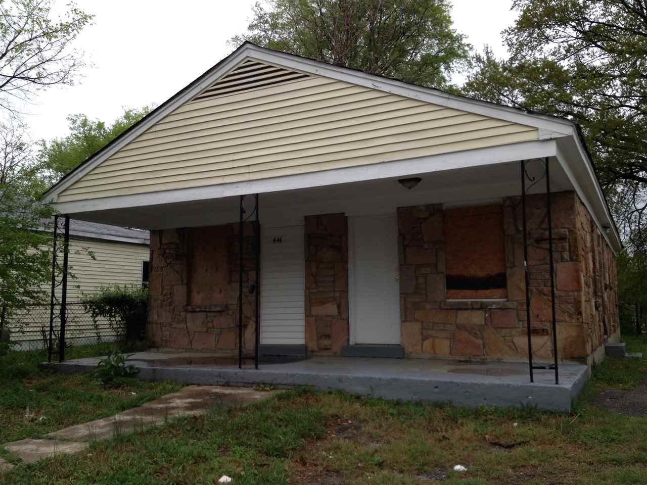442 Carpenter St - Photo 1
