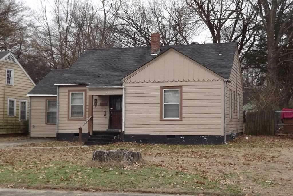 3443 Carrington Ave - Photo 1