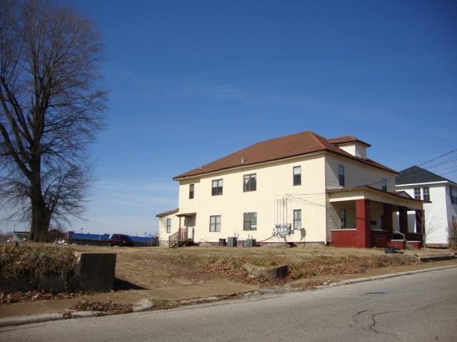 541 Royal St - Photo 1