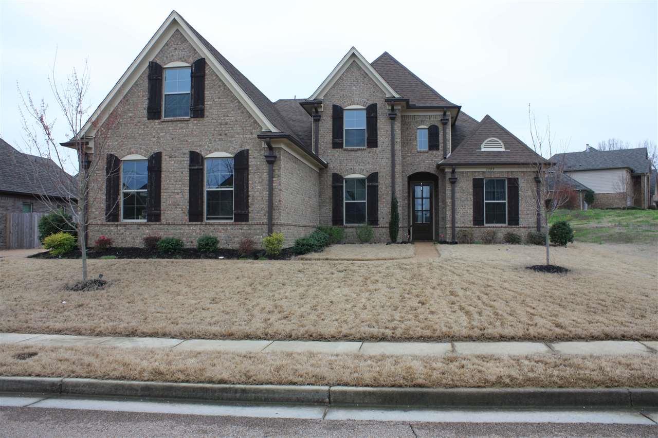 1303 Chrysalis Ln - Photo 1