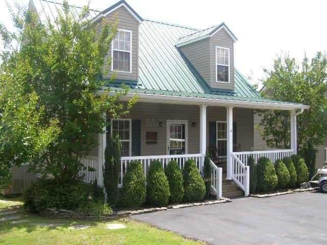 16 Mountain View Ln - Photo 1