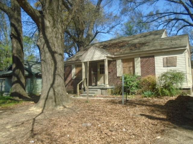 3128 Faxon Ave - Photo 1