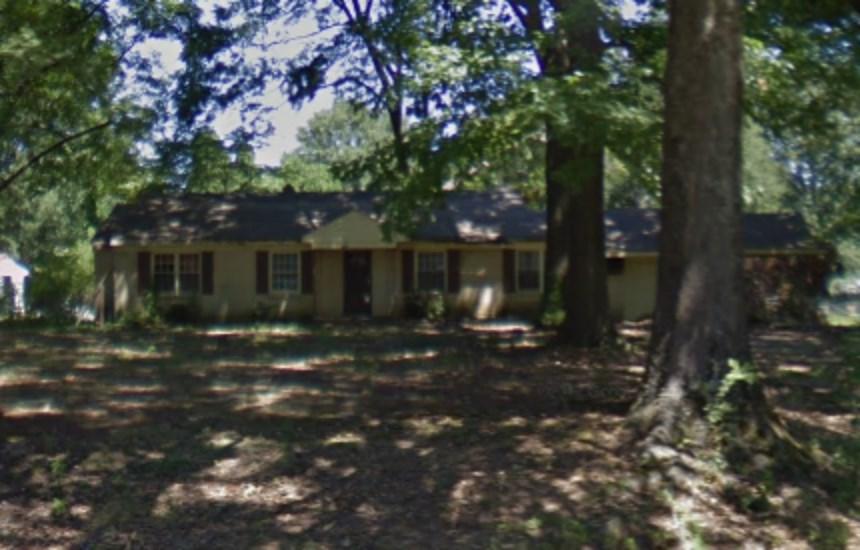 1000 Whitehaven Ln - Photo 1