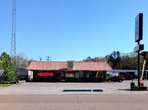 304 East Poplar Ave - Photo 1