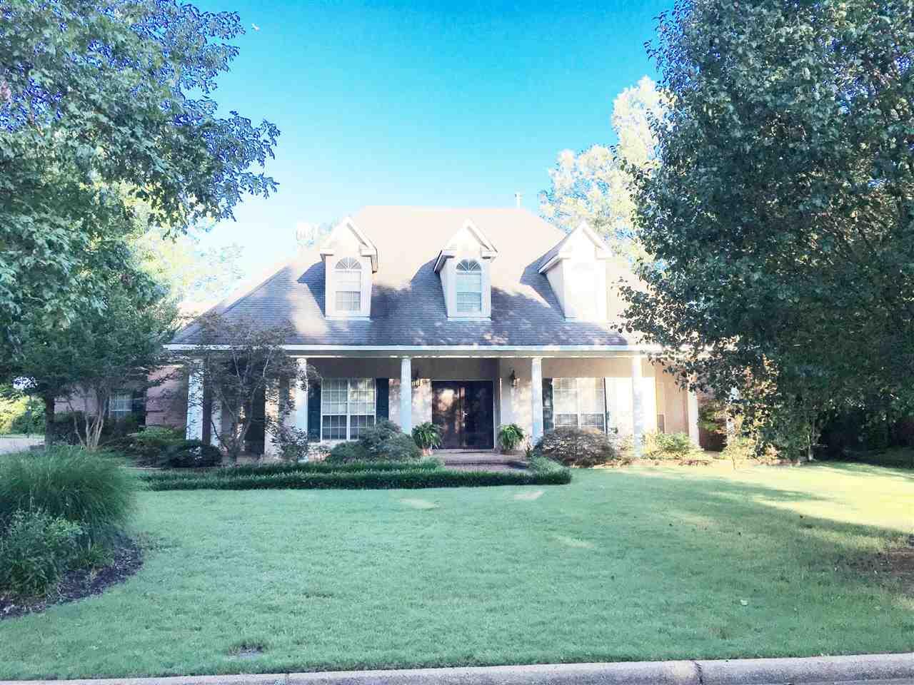 607 Harwood Cv - Photo 1