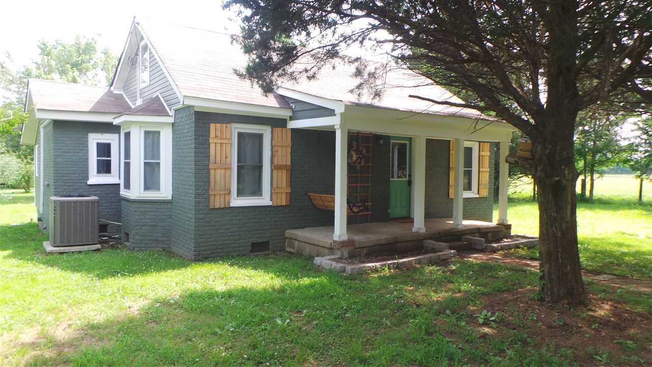 2200 57 Hwy - Photo 1