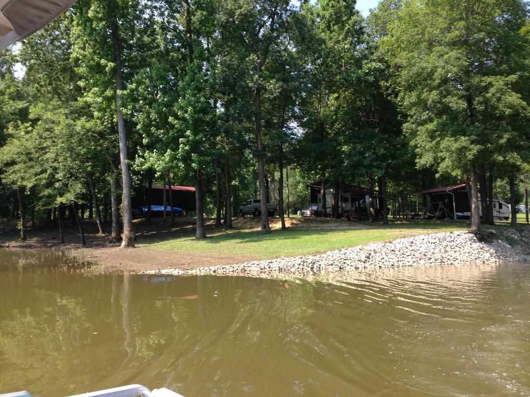 Lakeview Dr - Photo 1