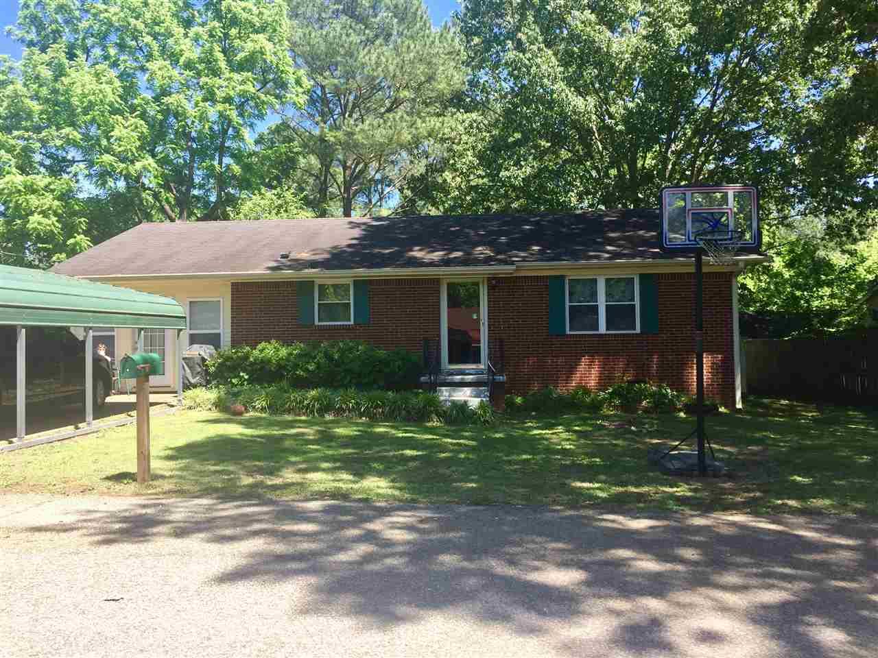 207 Central St - Photo 1