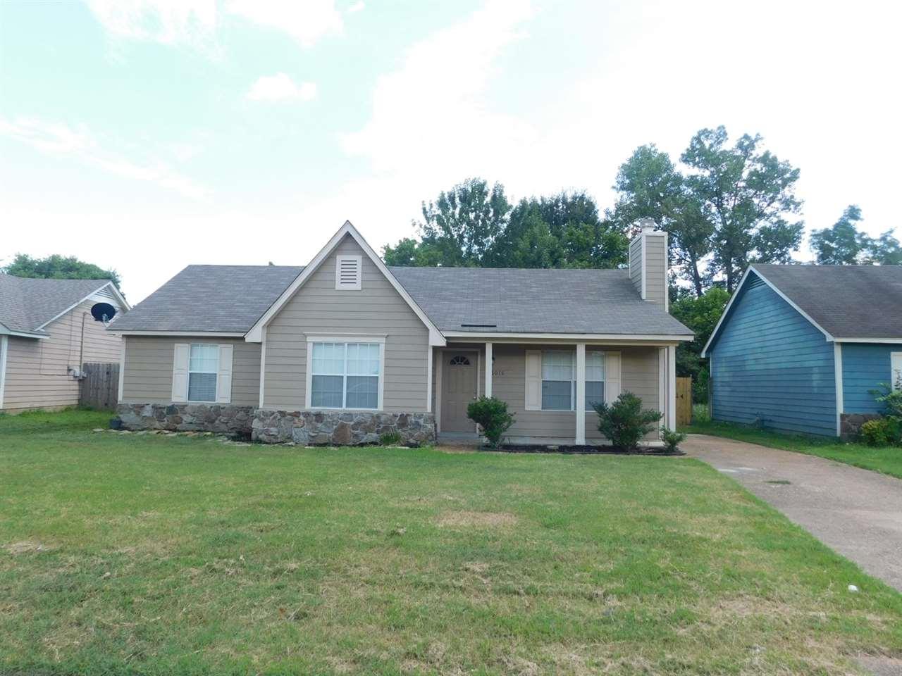 6018 Chadwell Rd - Photo 1