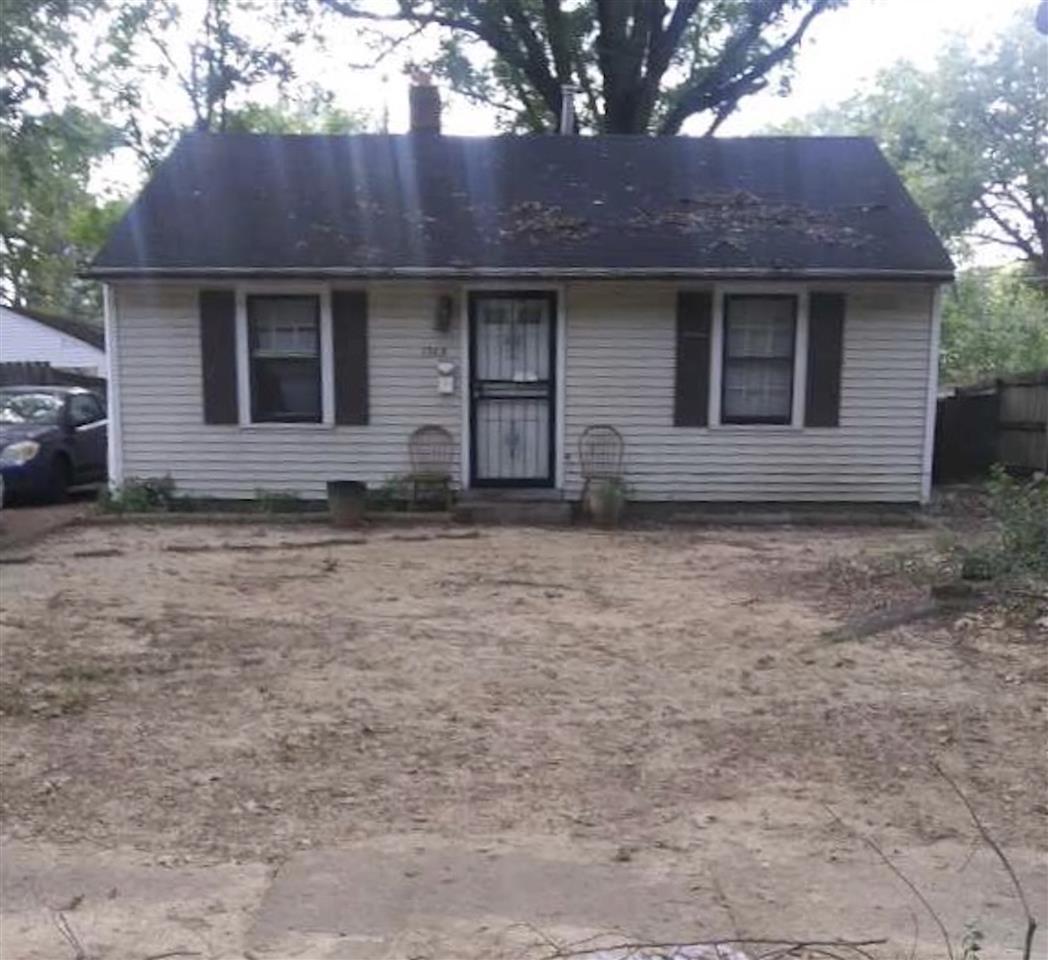 1745 Ozan St - Photo 1