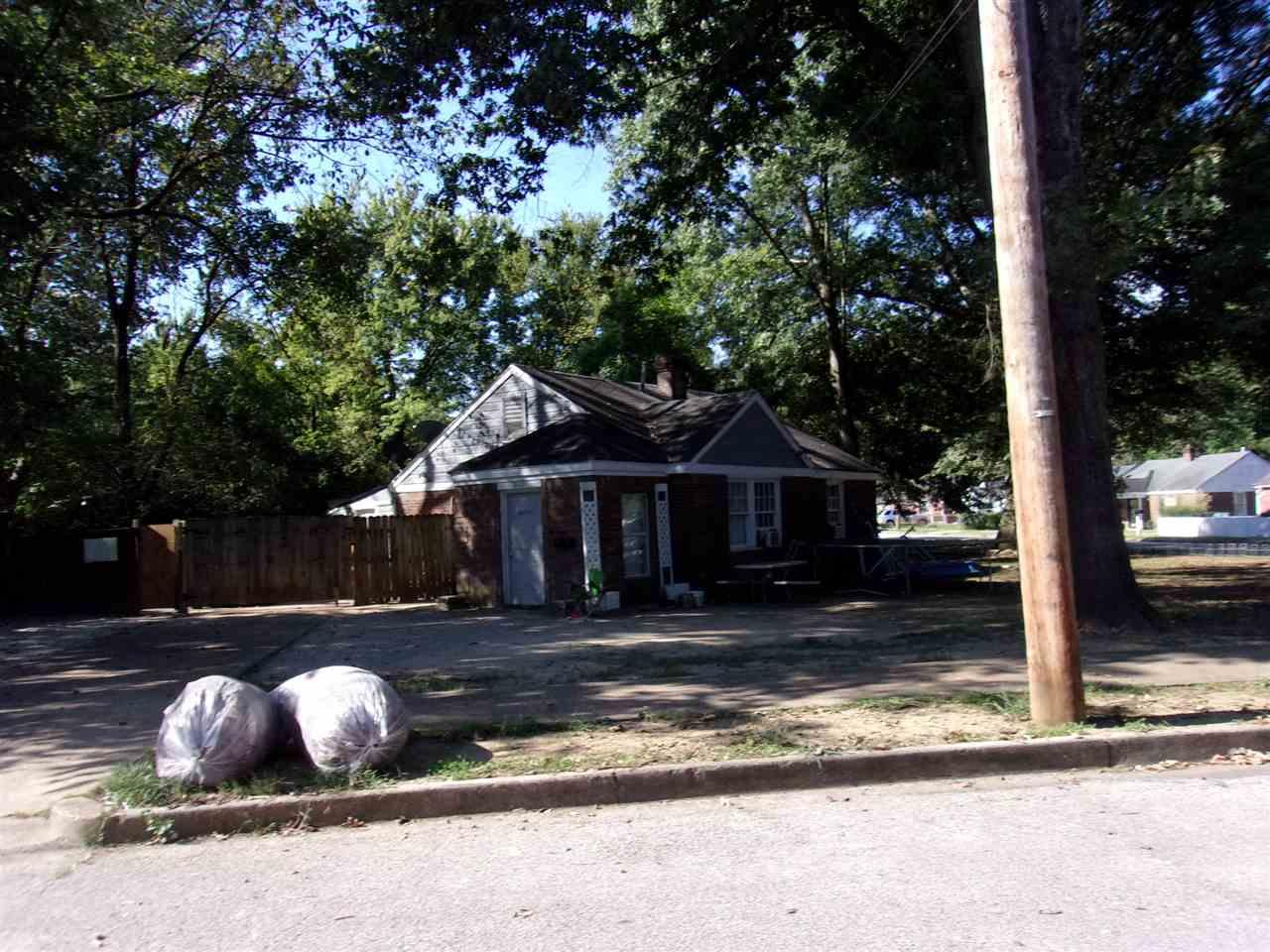 3615 Lloyd Cir - Photo 1