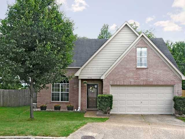 1030 Chelmsford Cv - Photo 1