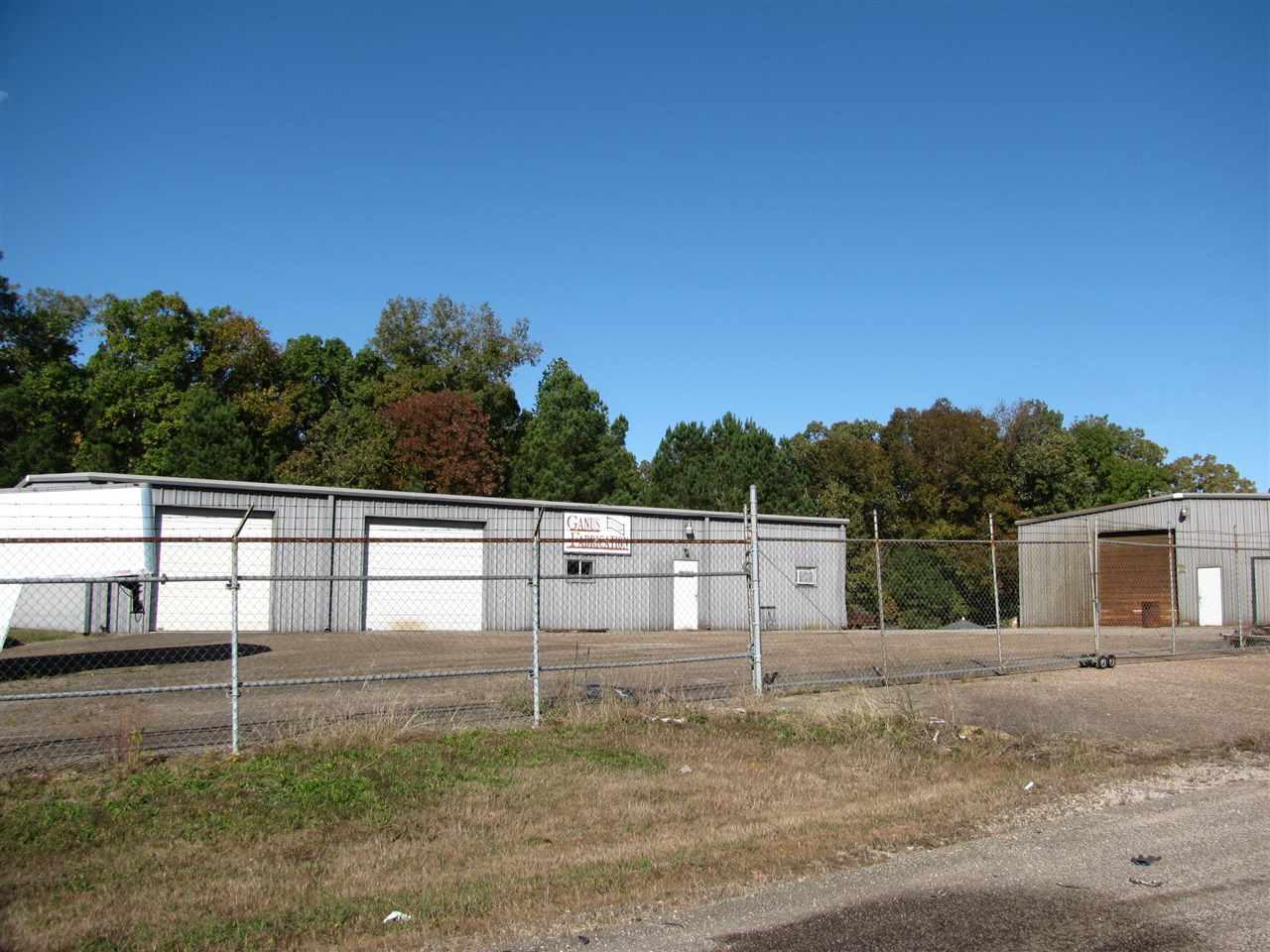 425 Arendall Ln - Photo 1