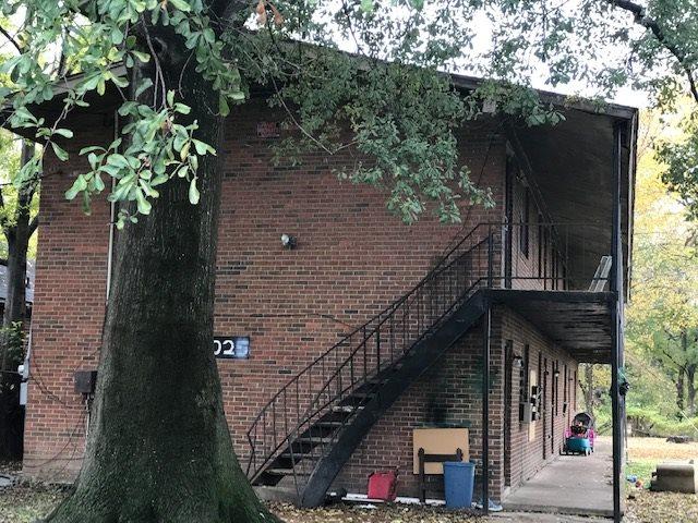 481 Walker Ave - Photo 1
