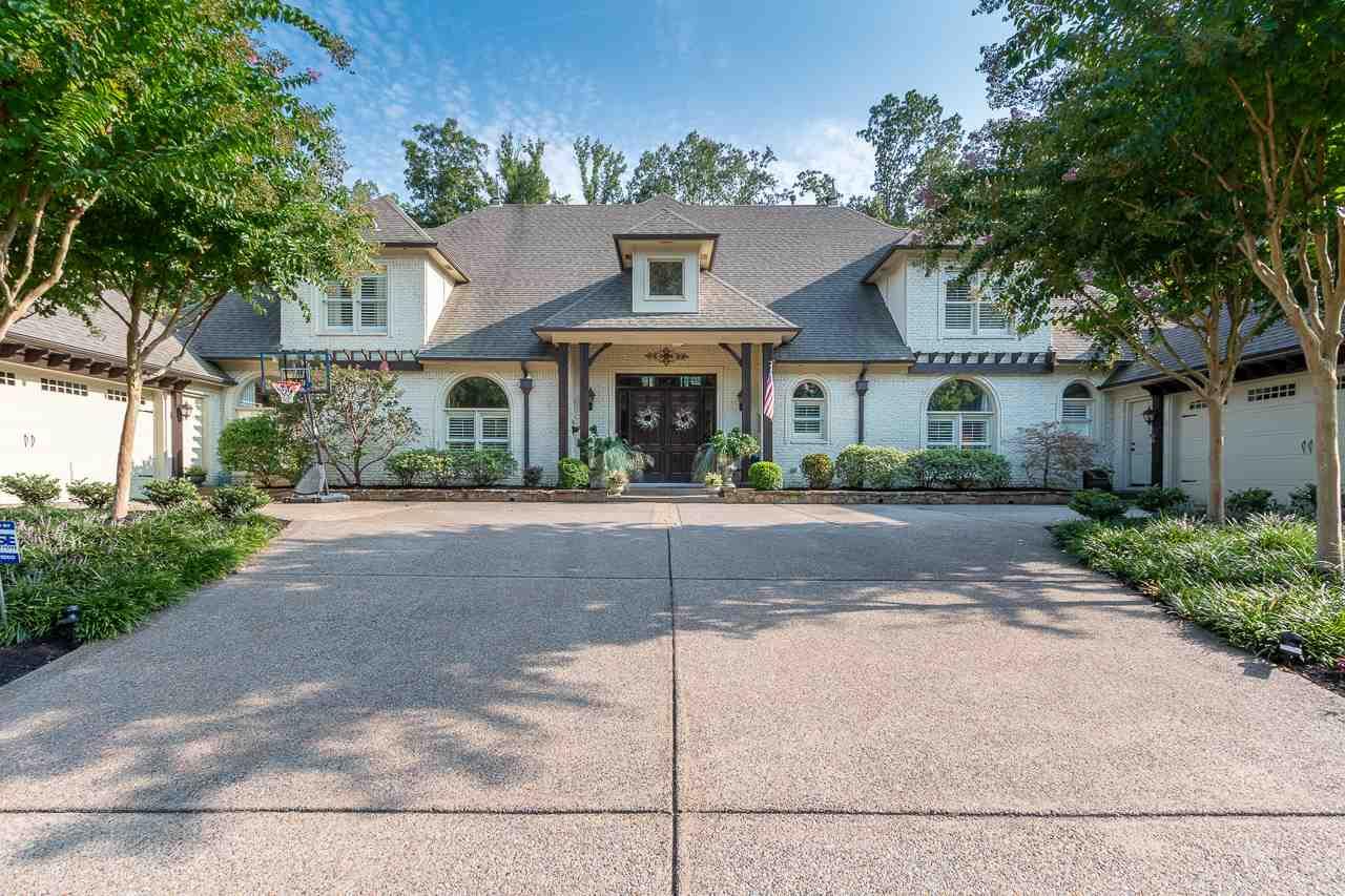 9047 Freeman Oaks Cv - Photo 1