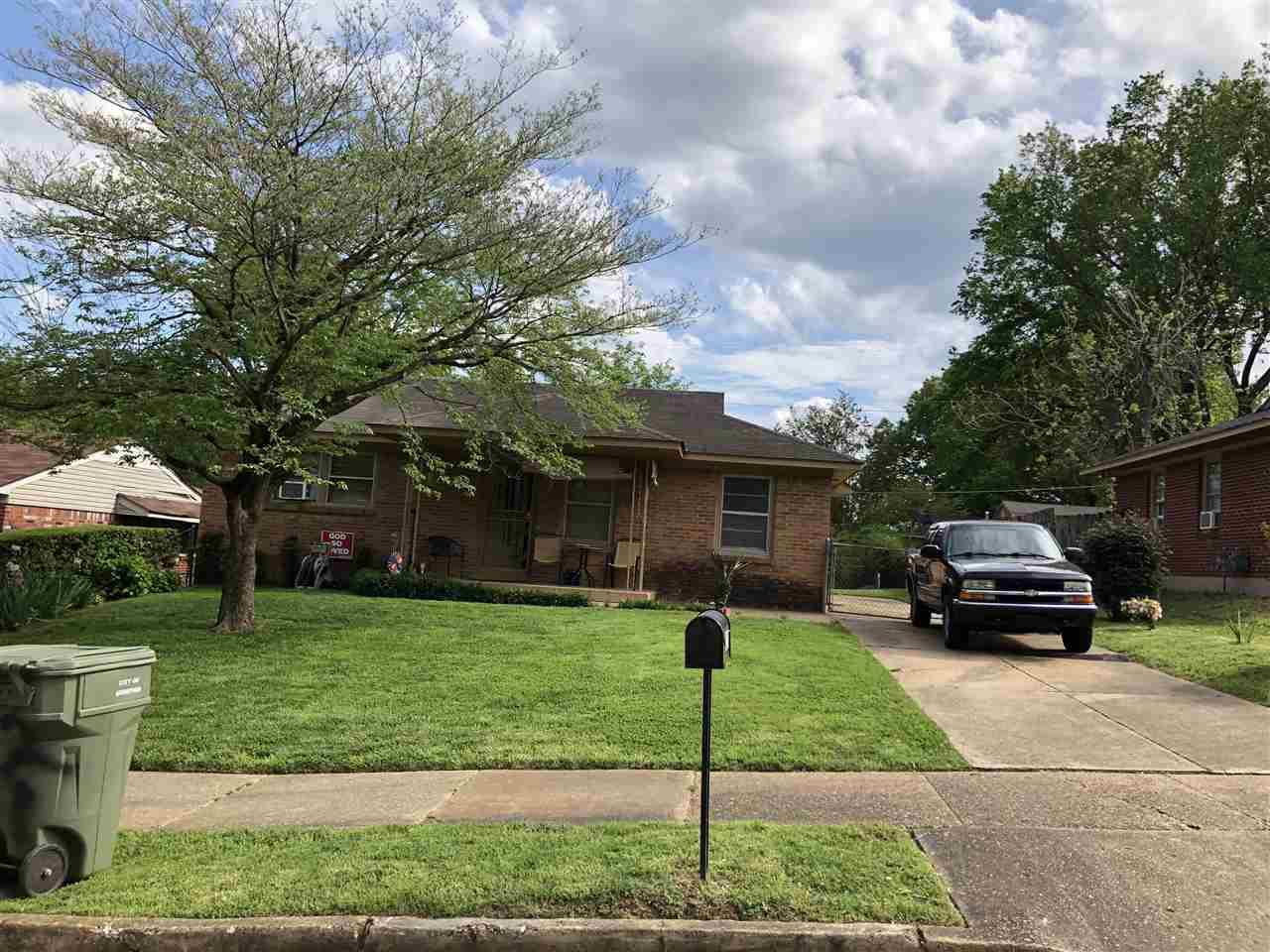 2201 Theda Ave - Photo 1