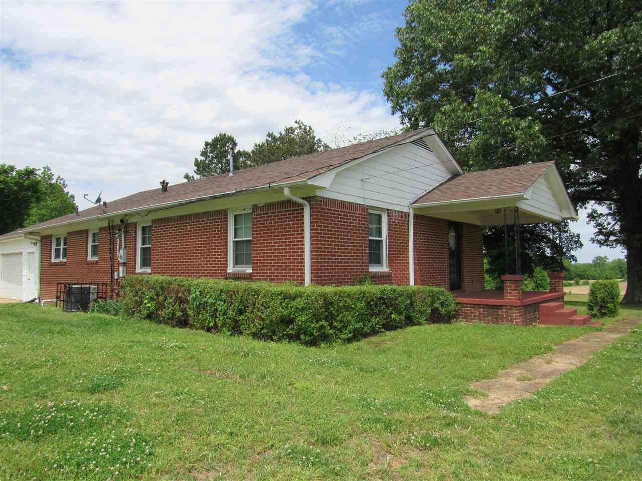 979 Akins Rd - Photo 1