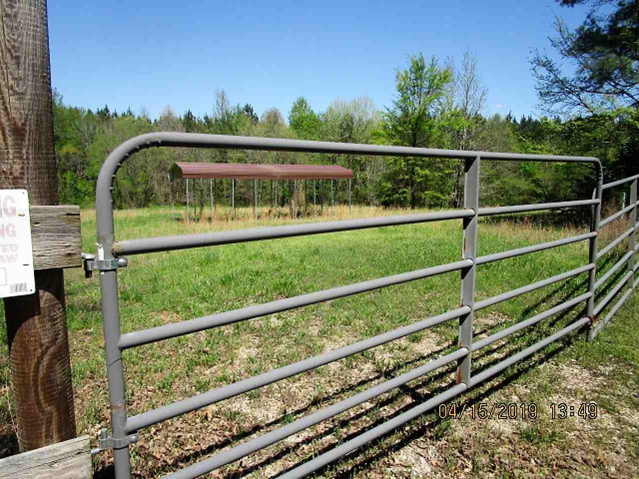 425 Center Ridge Rd - Photo 1