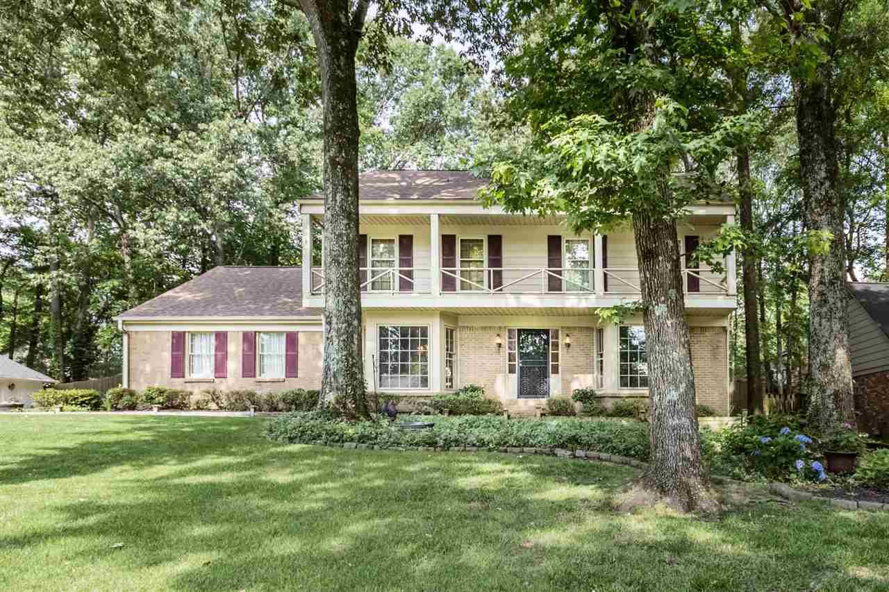 2191 Woodside Dr - Photo 1