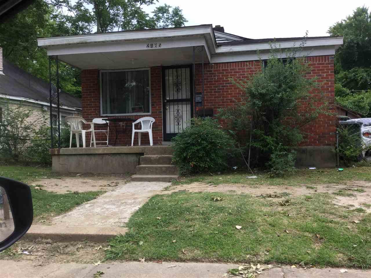 2185 Brown Ave - Photo 1