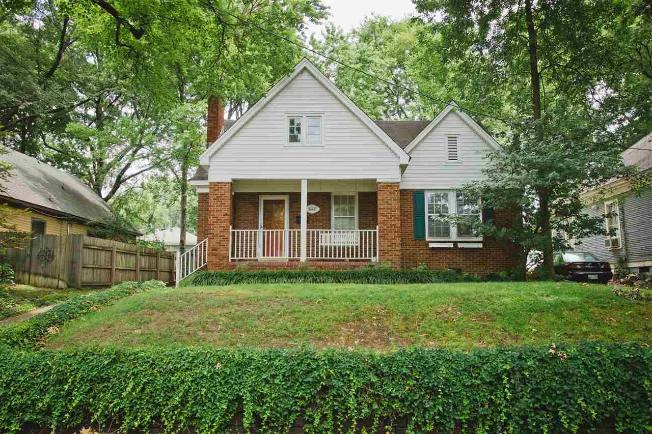348 Watkins St - Photo 1
