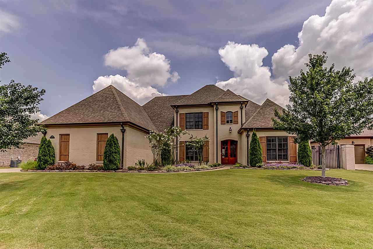 1736 Amber Grove Ln - Photo 1