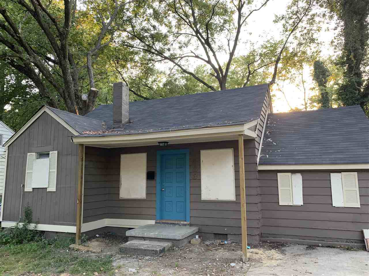 883 Kippley St - Photo 1
