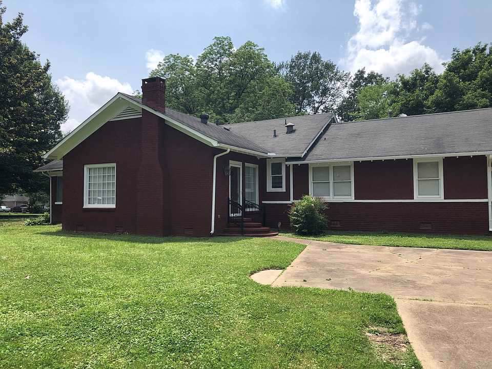 3828 Tutwiler Ave - Photo 1