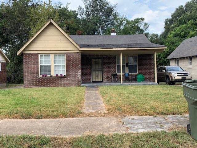 831 Kippley St - Photo 1