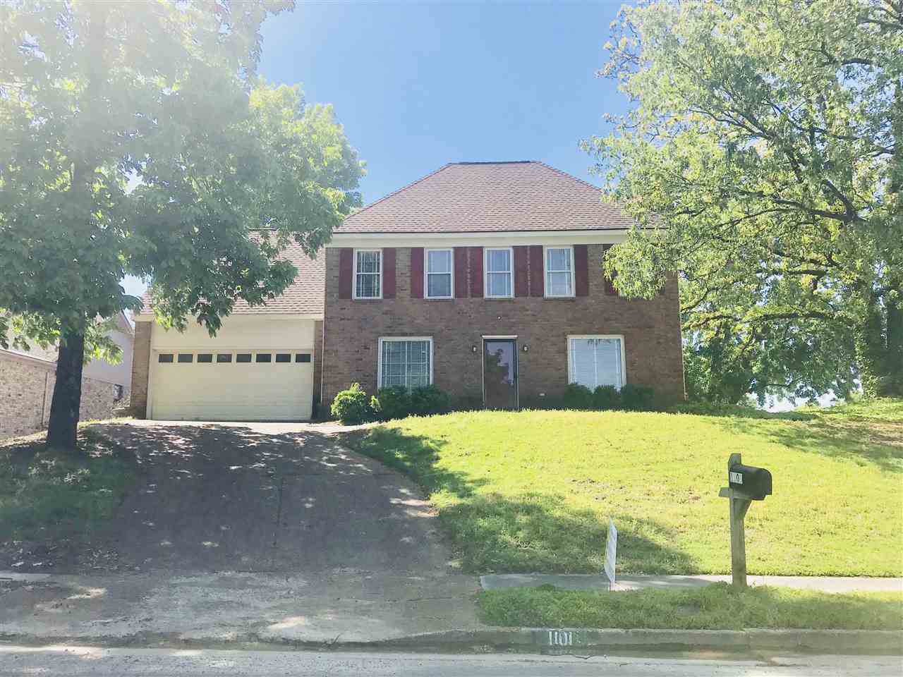 1101 Dove Hollow Dr - Photo 1