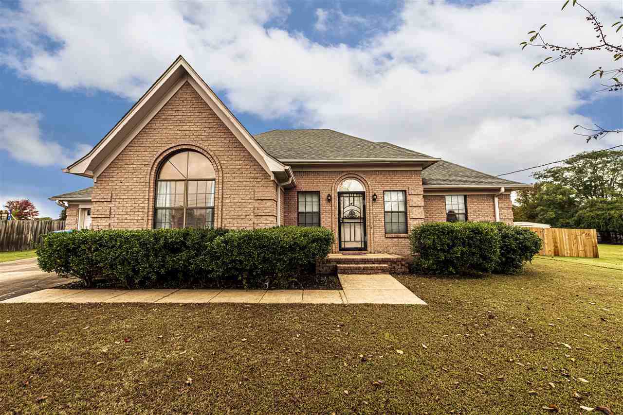 146 Brittany Ln - Photo 1